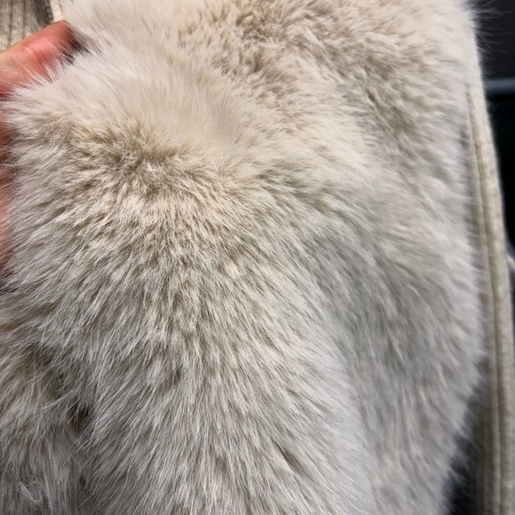 The softest zip up ever! - Picture 7 of 7